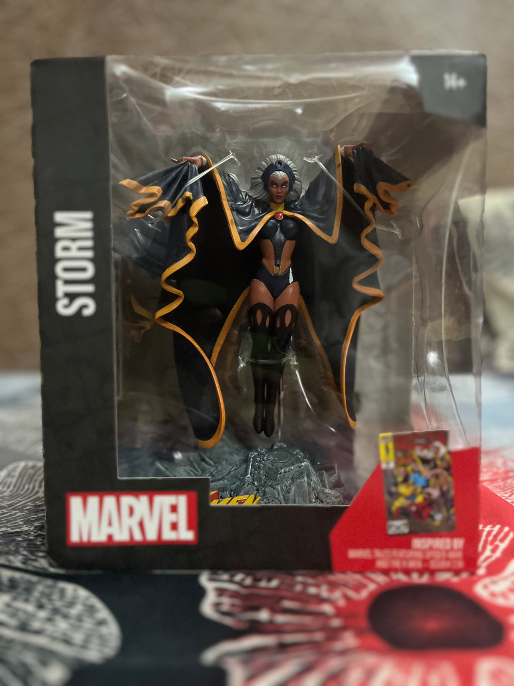 McFarlane Toys - Storm 1/10th Scale Premium Figure w/Scene (From Marvel Tales Ft. Spider-Man and The X-Men #236)