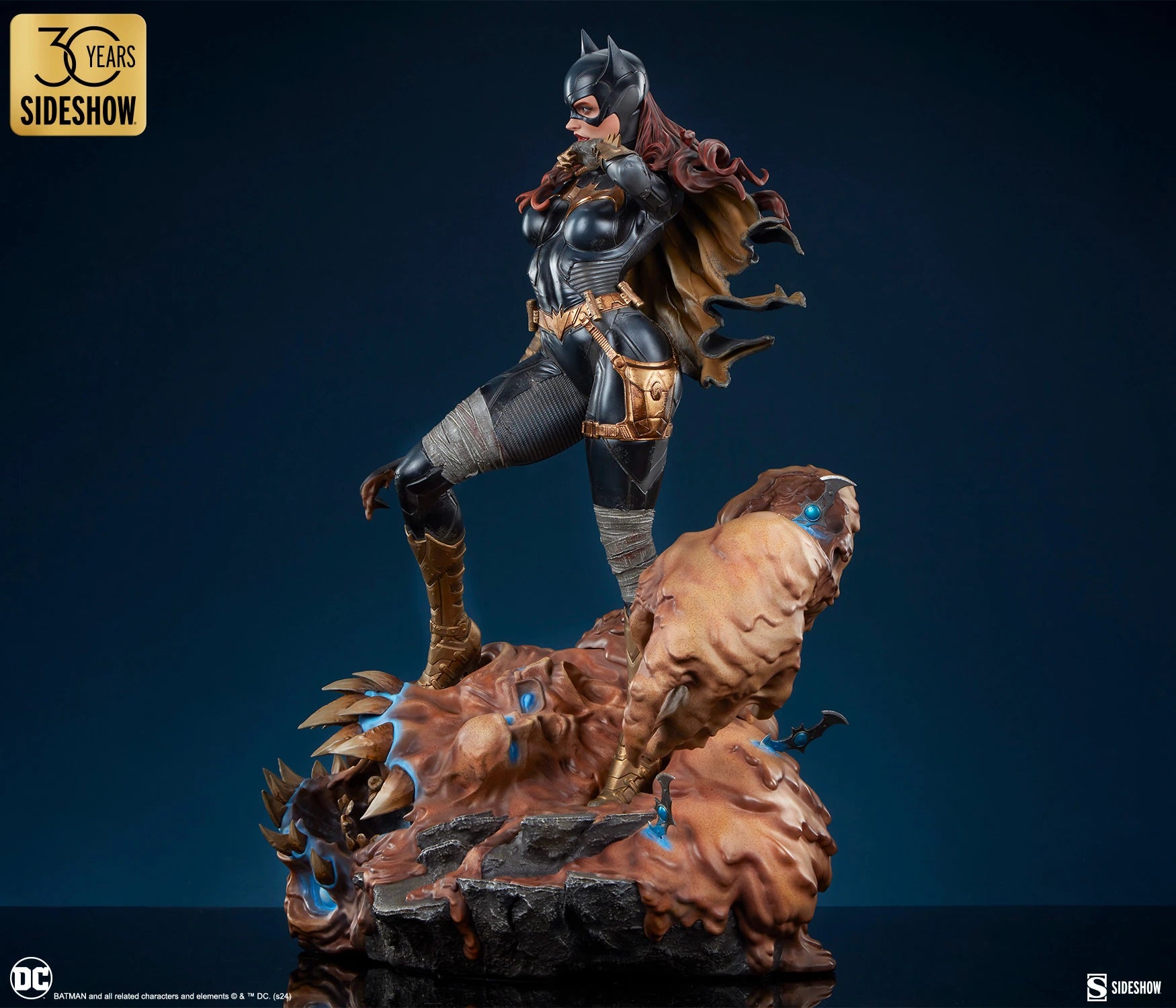 Sideshow Collectibles - Batgirl (Barbara Gordon) PREMIUM FORMAT™ FIGURE