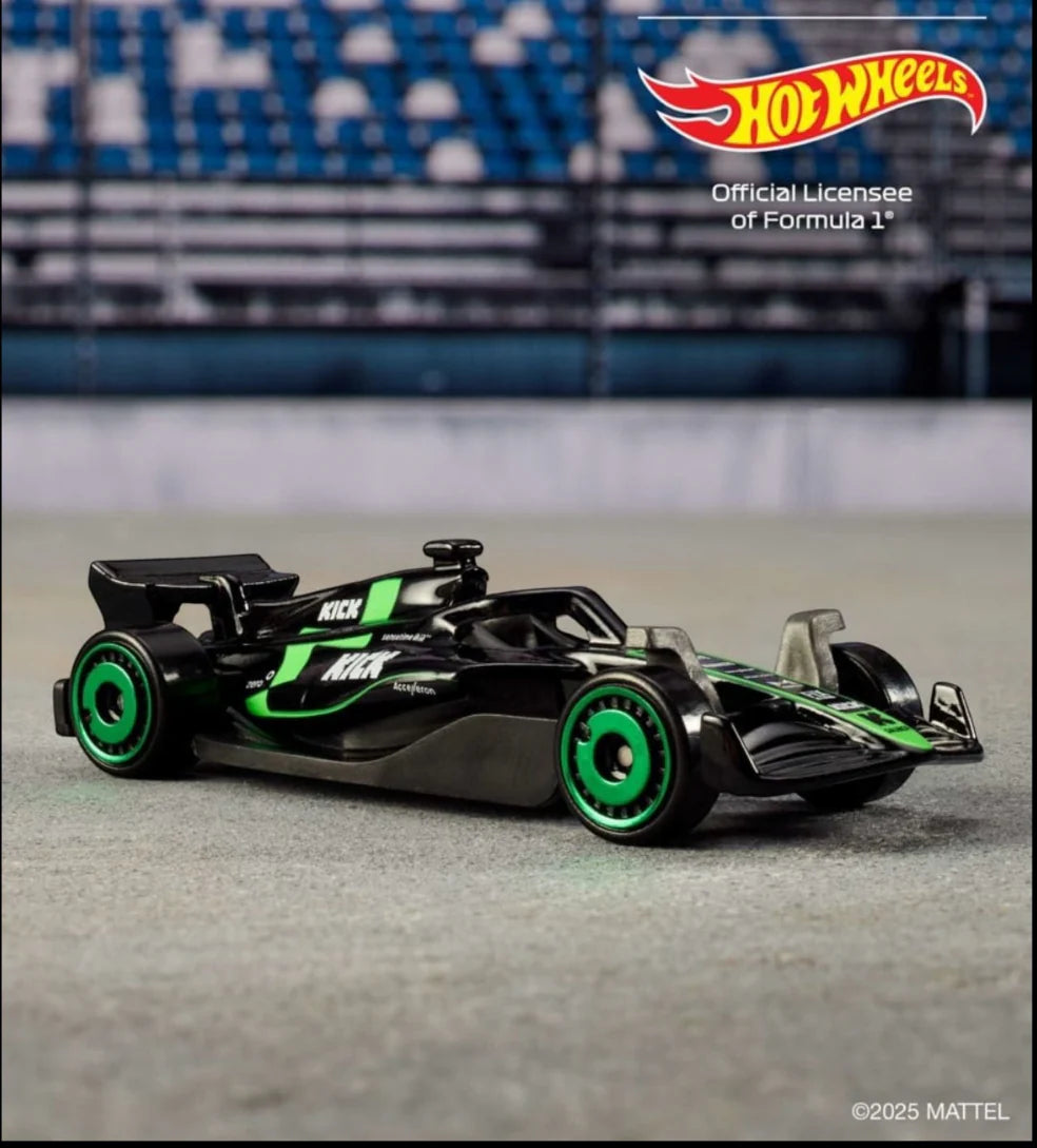Hot Wheels Formula One (F1) Pack of 5 - 1:64th Scale Die-Cast Cars